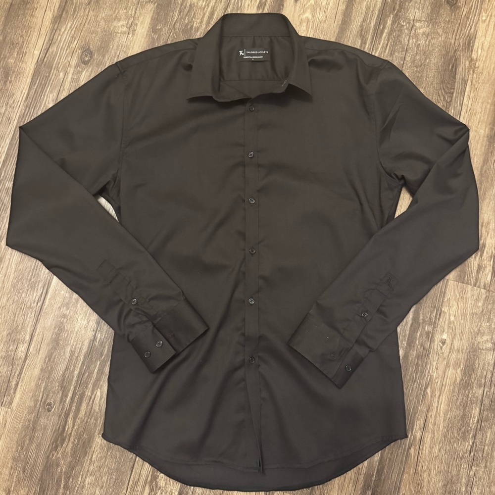 Tailored Athlete Black Essential Stretch Dress Shirt – Size L – New Without Tags